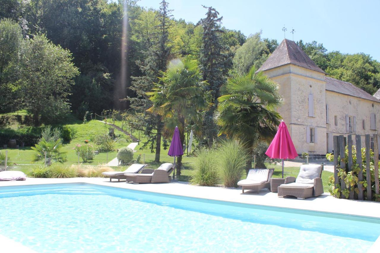 Chateau De Courtebotte Hotel Saint-Jean-de-Blaignac Exterior photo